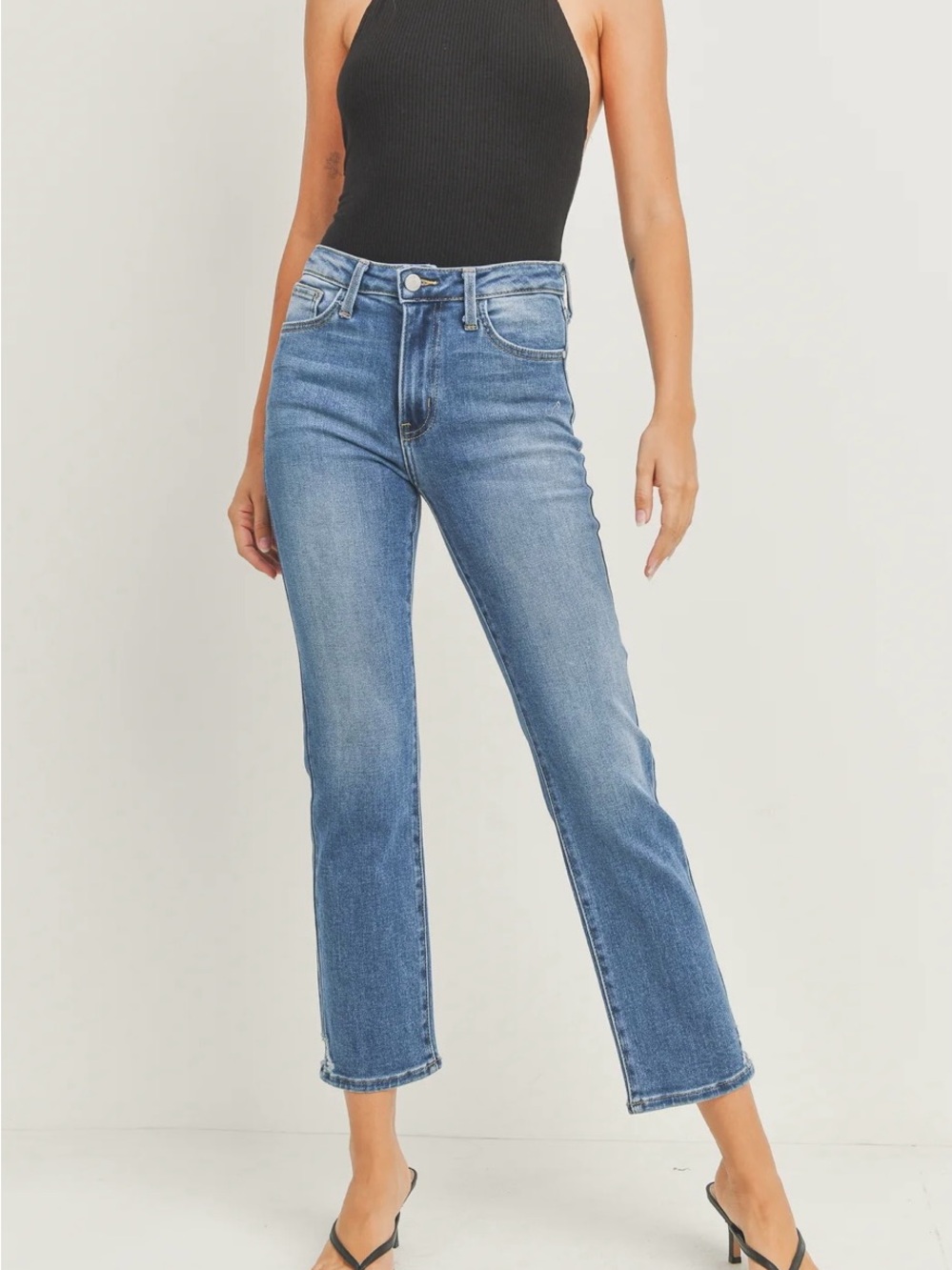 Just Black The Arrow Straight Leg Jean Size 27 - Medium Denim Wash